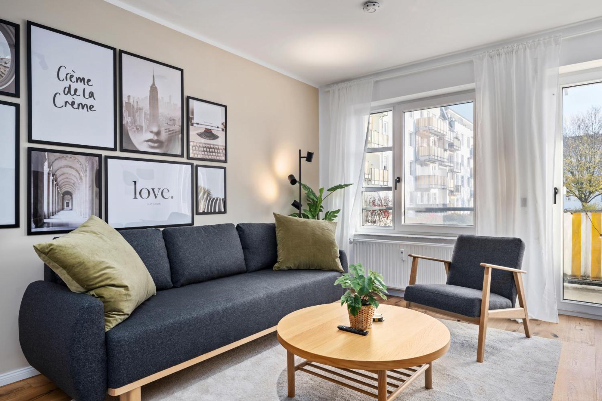 Edler Wohnraum Luxurioeses Apartment Mit Balkon, Boxspringbett, Kaffeevollautomat, Lift & Parkplatz Chemnitz Exterior photo